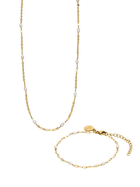 Delicate Pearl Set